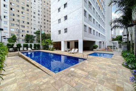 Apartamento para alugar com 34m², 2 quartos e sem vaga Apartamento para alugar com 34m², 2 quartos e sem vagaÁrea comum - Piscina