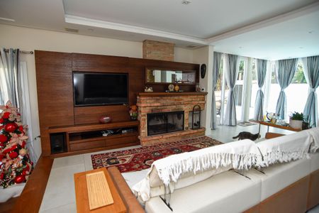 Casa de condomínio para alugar com 260m², 3 quartos e 2 vagas Casa de condomínio para alugar com 260m², 3 quartos e 2 vagasSala de TV