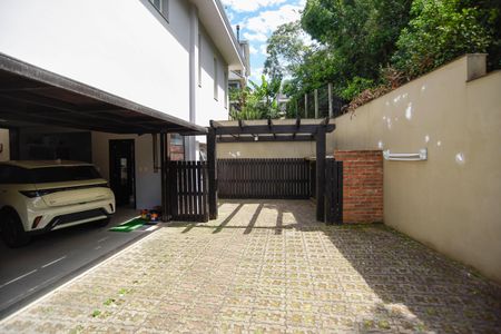 Casa de condomínio para alugar com 260m², 3 quartos e 2 vagas Casa de condomínio para alugar com 260m², 3 quartos e 2 vagasGaragem
