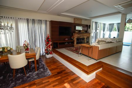 Casa de condomínio para alugar com 260m², 3 quartos e 2 vagas Casa de condomínio para alugar com 260m², 3 quartos e 2 vagasSalaSala de Jantar