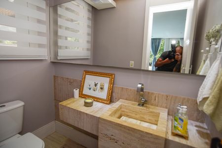 Casa de condomínio para alugar com 260m², 3 quartos e 2 vagas Casa de condomínio para alugar com 260m², 3 quartos e 2 vagasLavabo