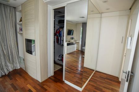 Casa de condomínio para alugar com 260m², 3 quartos e 2 vagas Casa de condomínio para alugar com 260m², 3 quartos e 2 vagasQuarto 2 - Suíte