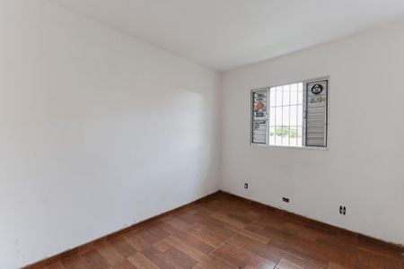 Casa à venda com 100m², 4 quartos e 2 vagas Casa à venda com 100m², 4 quartos e 2 vagasQuarto 2