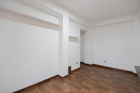 Casa à venda com 100m², 4 quartos e 2 vagas Casa à venda com 100m², 4 quartos e 2 vagasSala de jantar