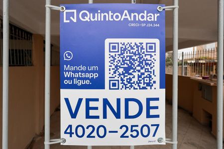 Casa à venda com 100m², 4 quartos e 2 vagas Casa à venda com 100m², 4 quartos e 2 vagasPlaquinha