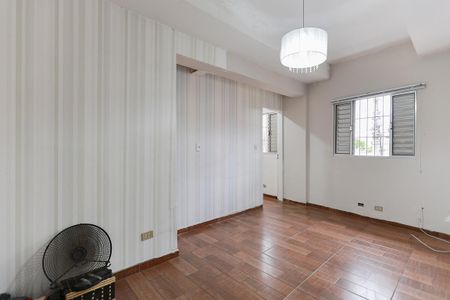 Casa à venda com 100m², 4 quartos e 2 vagas Casa à venda com 100m², 4 quartos e 2 vagasSuíte
