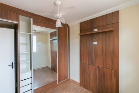 Apartamento para alugar com 69m², 3 quartos e sem vaga