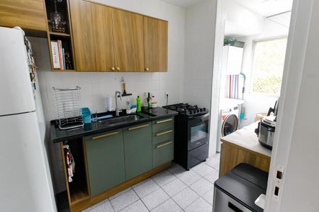 Apartamento à venda com 56m², 2 quartos e 2 vagas Apartamento à venda com 56m², 2 quartos e 2 vagasCozinha - Armários