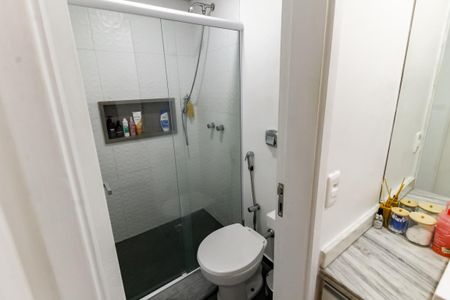 Apartamento à venda com 56m², 2 quartos e 2 vagas Apartamento à venda com 56m², 2 quartos e 2 vagasBanheiro