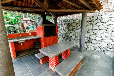 Apartamento à venda com 56m², 2 quartos e 2 vagas Apartamento à venda com 56m², 2 quartos e 2 vagasÁrea comum - Churrasqueira