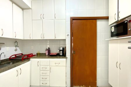 Apartamento à venda com 94m², 3 quartos e 2 vagasCozinha
