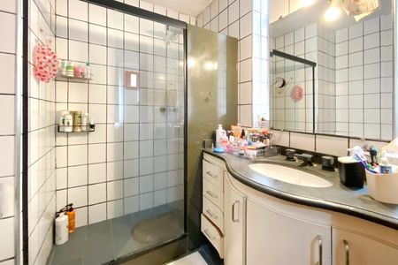 Apartamento à venda com 94m², 3 quartos e 2 vagasBanheiro da Suíte 1