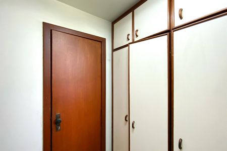 Apartamento à venda com 94m², 3 quartos e 2 vagasQuarto de Serviço