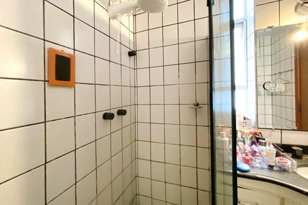 Apartamento à venda com 94m², 3 quartos e 2 vagasBanheiro da Suíte 1