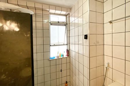 Apartamento à venda com 94m², 3 quartos e 2 vagasBanheiro