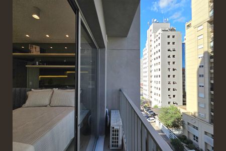 Studio para alugar com 24m², 1 quarto e sem vaga Studio para alugar com 24m², 1 quarto e sem vagaVaranda