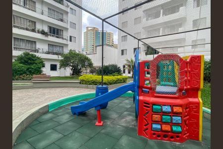 Apartamento para alugar com 52m², 1 quarto e 1 vaga Apartamento para alugar com 52m², 1 quarto e 1 vagaÁrea comum - Playground