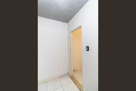 Closet de casa para alugar com 2 quartos, 78m² em Guadalupe, Rio de Janeiro