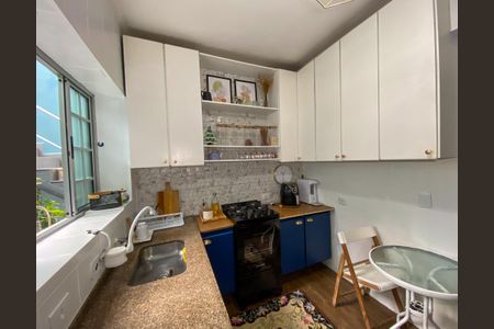 Cozinha de kitnet/studio para alugar com 1 quarto, 26m² em Campo Belo, São Paulo