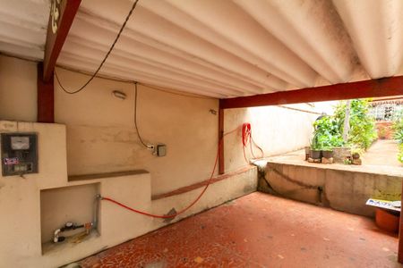 Casa à venda com 297m², 2 quartos e 1 vagaGaragem