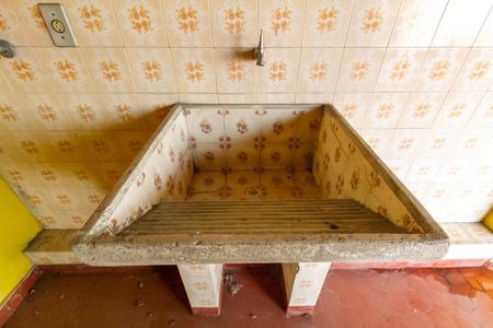 Casa à venda com 297m², 2 quartos e 1 vagaÁrea de Serviço 2