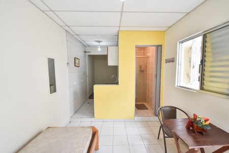 Casa à venda com 270m², 3 quartos e 2 vagas Casa à venda com 270m², 3 quartos e 2 vagasEdícula / quarto