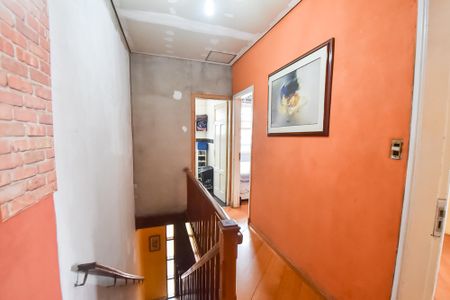 Casa à venda com 270m², 3 quartos e 2 vagas Casa à venda com 270m², 3 quartos e 2 vagasCorredor