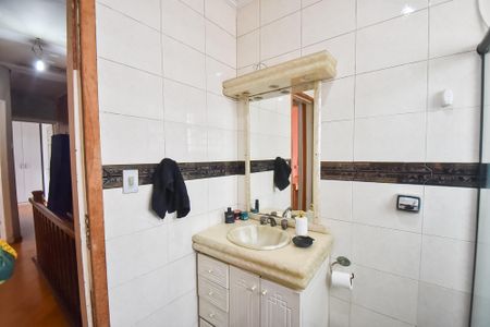 Casa à venda com 270m², 3 quartos e 2 vagas Casa à venda com 270m², 3 quartos e 2 vagasBanheiro