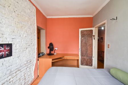 Casa à venda com 270m², 3 quartos e 2 vagas Casa à venda com 270m², 3 quartos e 2 vagasQuarto 2