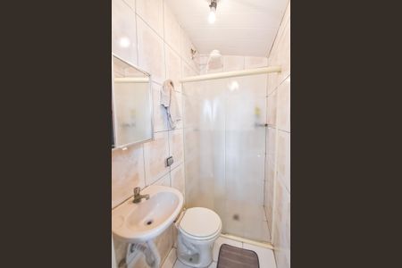 Casa à venda com 270m², 3 quartos e 2 vagas Casa à venda com 270m², 3 quartos e 2 vagasEdícula / banheiro