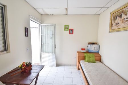Casa à venda com 270m², 3 quartos e 2 vagas Casa à venda com 270m², 3 quartos e 2 vagasEdícula / quarto