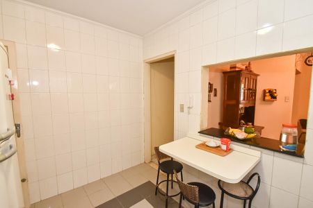 Casa à venda com 270m², 3 quartos e 2 vagas Casa à venda com 270m², 3 quartos e 2 vagasCozinha