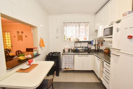 Casa à venda com 270m², 3 quartos e 2 vagas Casa à venda com 270m², 3 quartos e 2 vagasCozinha