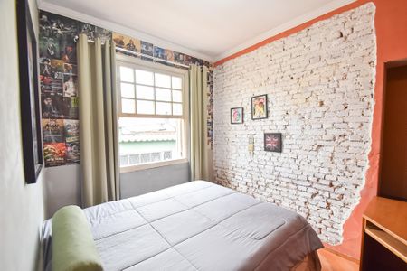 Casa à venda com 270m², 3 quartos e 2 vagas Casa à venda com 270m², 3 quartos e 2 vagasQuarto 2