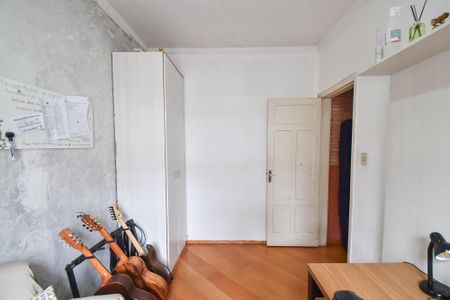 Casa à venda com 270m², 3 quartos e 2 vagas Casa à venda com 270m², 3 quartos e 2 vagasQuarto 1