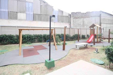 Apartamento à venda com 35m², 2 quartos e sem vagaÁrea comum - Playground