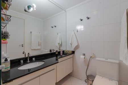 Apartamento à venda com 100m², 3 quartos e 2 vagasBanheiro da Suíte