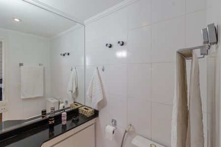 Apartamento à venda com 100m², 3 quartos e 2 vagasBanheiro da Suíte