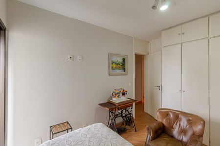Apartamento à venda com 100m², 3 quartos e 2 vagasQuarto 2