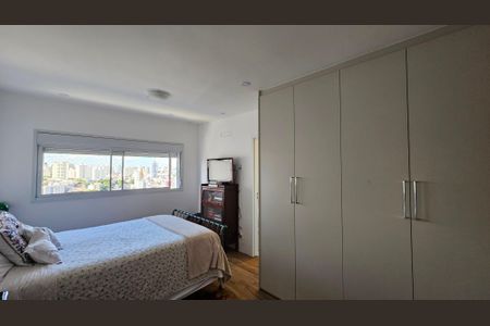 Apartamento à venda com 220m², 3 quartos e 3 vagas Apartamento à venda com 220m², 3 quartos e 3 vagasQuarto 3 - Suíte
