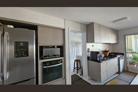 Apartamento à venda com 220m², 3 quartos e 3 vagas Apartamento à venda com 220m², 3 quartos e 3 vagasCozinha