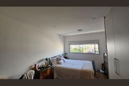 Apartamento à venda com 220m², 3 quartos e 3 vagas Apartamento à venda com 220m², 3 quartos e 3 vagasQuarto 3 - Suíte