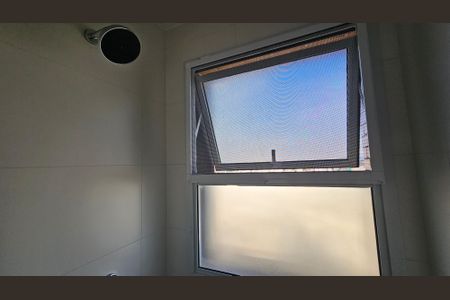 Apartamento à venda com 220m², 3 quartos e 3 vagas Apartamento à venda com 220m², 3 quartos e 3 vagasBanheiro da Suíte 2