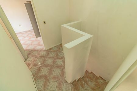 Corredor de casa à venda com 2 quartos, 70m² em Jardim Itacolomi, São Paulo