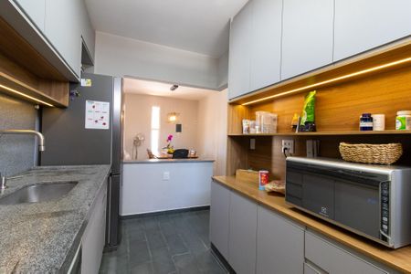 Apartamento à venda com 75m², 2 quartos e 1 vaga Apartamento à venda com 75m², 2 quartos e 1 vagaCozinha
