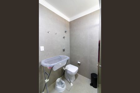 Apartamento à venda com 75m², 2 quartos e 1 vaga Apartamento à venda com 75m², 2 quartos e 1 vagaBanheiro