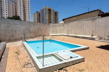 Apartamento à venda com 90m², 3 quartos e 1 vaga Apartamento à venda com 90m², 3 quartos e 1 vagaÁrea comum - Piscina