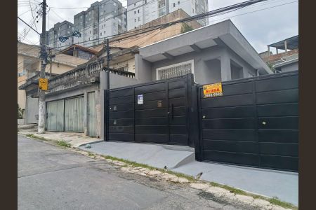 Casa para alugar com 120m², 2 quartos e 1 vaga