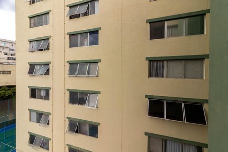 Apartamento à venda com 49m², 2 quartos e 1 vagaQuarto 2 - Vista