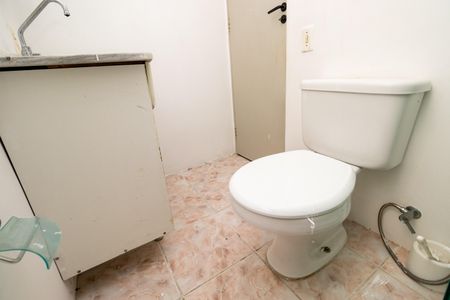 Apartamento à venda com 47m², 2 quartos e 1 vaga Apartamento à venda com 47m², 2 quartos e 1 vagaBanheiro